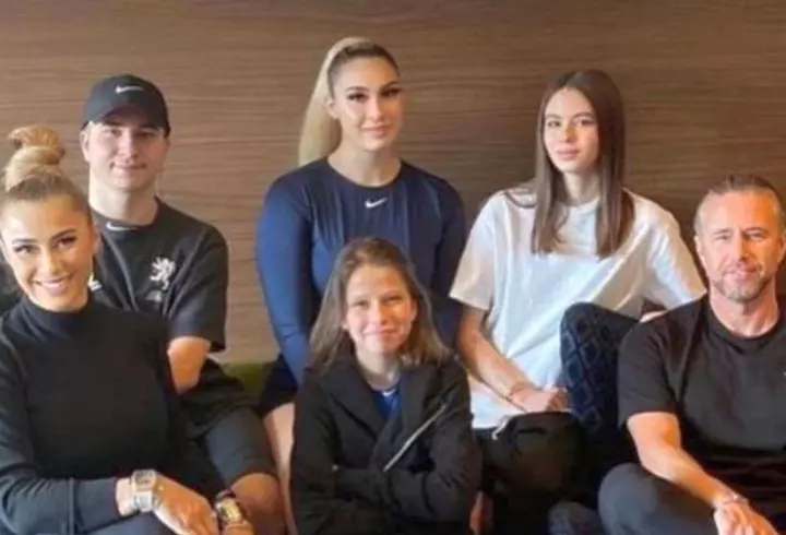 Otilia Bilionera, tot ce nu s-a văzut la TV, la Survivor: „Stai non-stop fără hrană, dormi pe jos, în ploaie, nu îți poți spăla hainele, pentru că riști...”/ EXCLUSIV