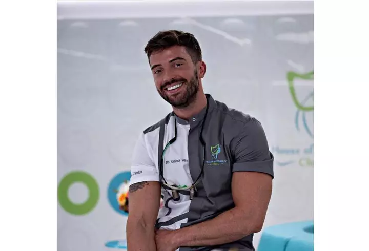 Cum te poți angaja ca make-up artist și mai ales unde