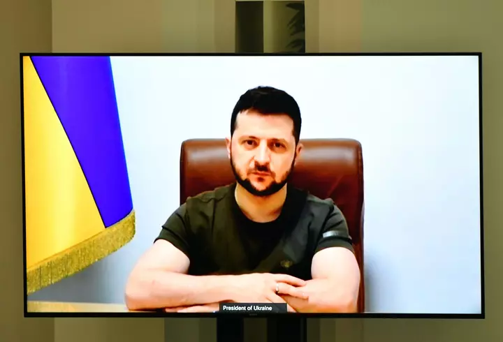 Volodimir Zelenski ar putea să nu discute personal cu Vladimir Putin: „Evenimentele de la Bucea sunt de neiertat”