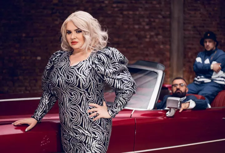 Ce se întâmplă în prima ediție a emisiunii „Jocul Cuvintelor” cu Dan Negru, de la Kanal D: „Contează doar ce ai în cap!”