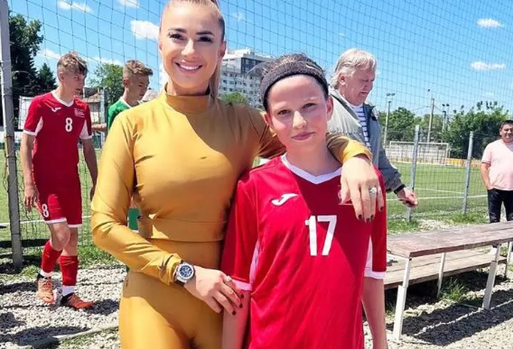 Tatăl Elenei Chiriac, după ce Faimoasa a pierdut finala Survivor România 2022: "L-a bătut pe câștigător de două ori"