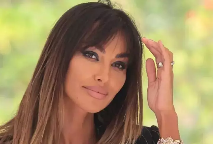 Mihaela Buzărnescu a sărit cu parașuta de la 4000 de metri în ziua în care a împlinit 34 de ani: „Sunt singura persoană care...”