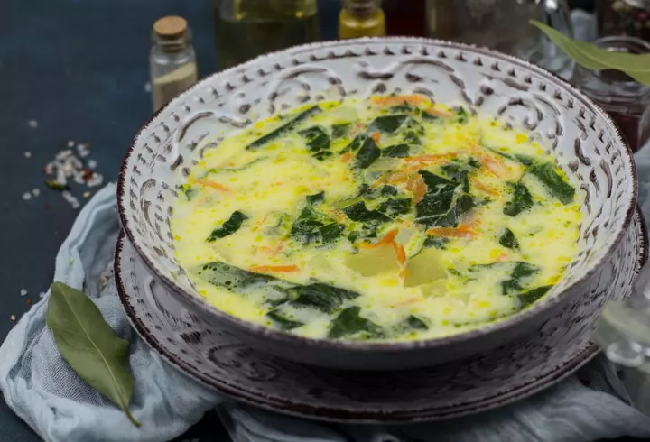 Rețetă de brioșe cu prune