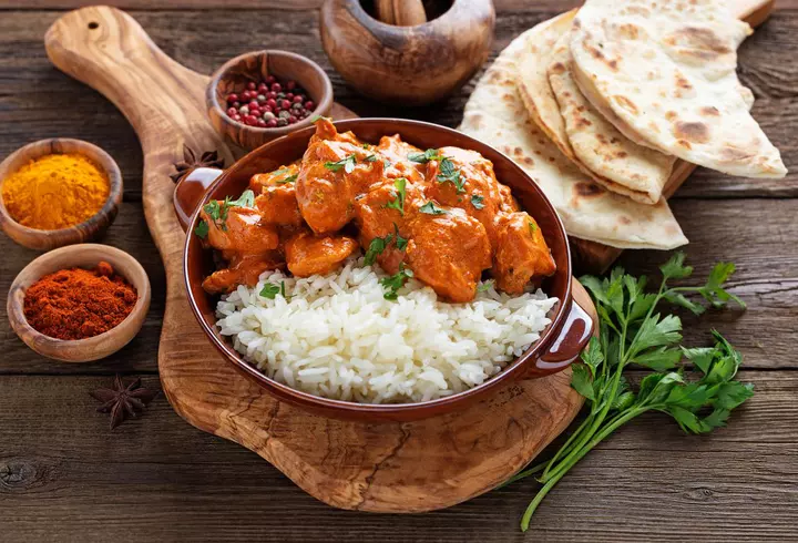 Rețetă cartofi noi cu unt și mărar. Rapid de făcut!