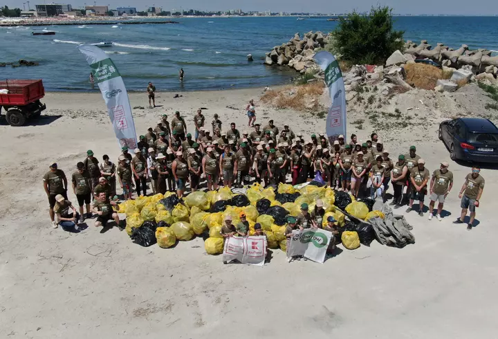 Expunerea la soare dăunează! Iată ce ingrediente pot ajuta pielea să se calmeze și să se refacă