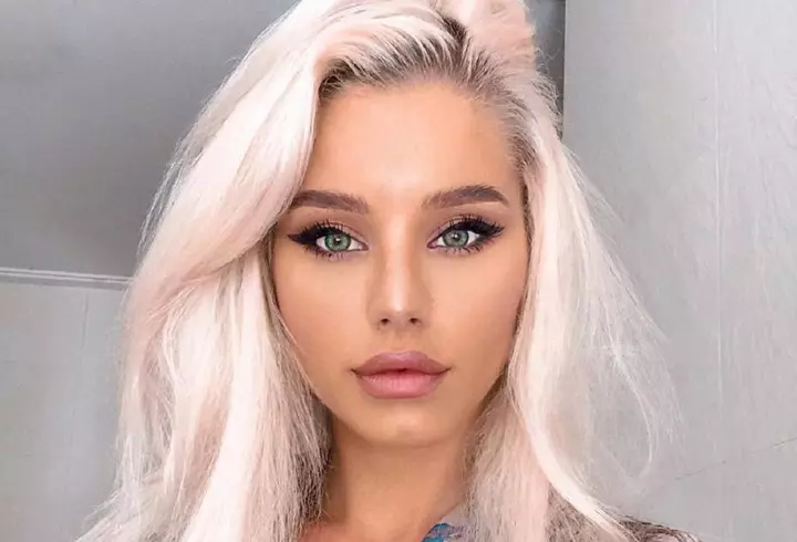 Theo Rose a fost săracă înainte de a deveni celebră: "Am trăit săptămâni întregi doar cu 50 de lei"