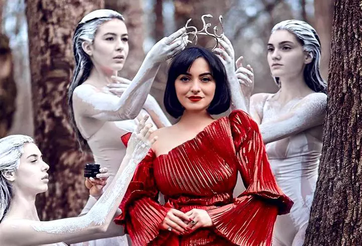 Ana-Morodan-isi-micsoreaza-sanii-8