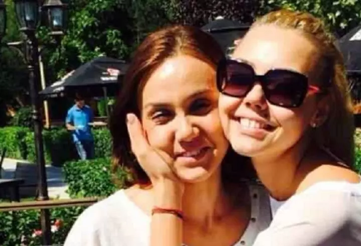 Cum arată Ramona Bădescu la 53 de ani. Vedeta a apărut într-o rochie transparentă la un eveniment