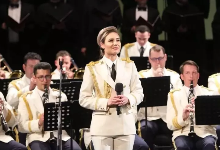 Cum i s-a schimbat viața Rihannei de când a devenit mamă: ”Toată experiența e sălbatică, năucitoare”