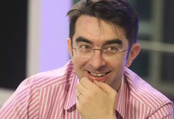 Cum a ajuns Damian Drăghici să cerșească în străinătate:  "Mă duceam cu instrumentul pe la masă și mă băgam în nasul omului în timp ce mânca, asta ca să iau bani"