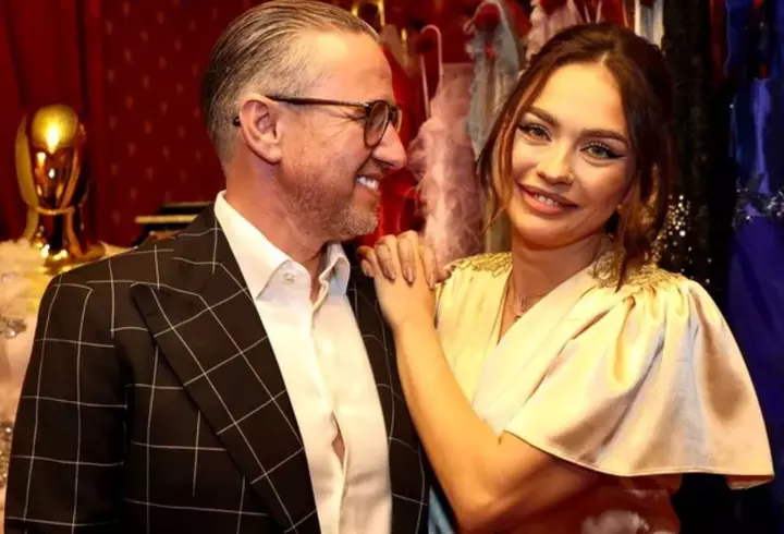 Cum arată Ramona Bădescu la 53 de ani. Vedeta a apărut într-o rochie transparentă la un eveniment