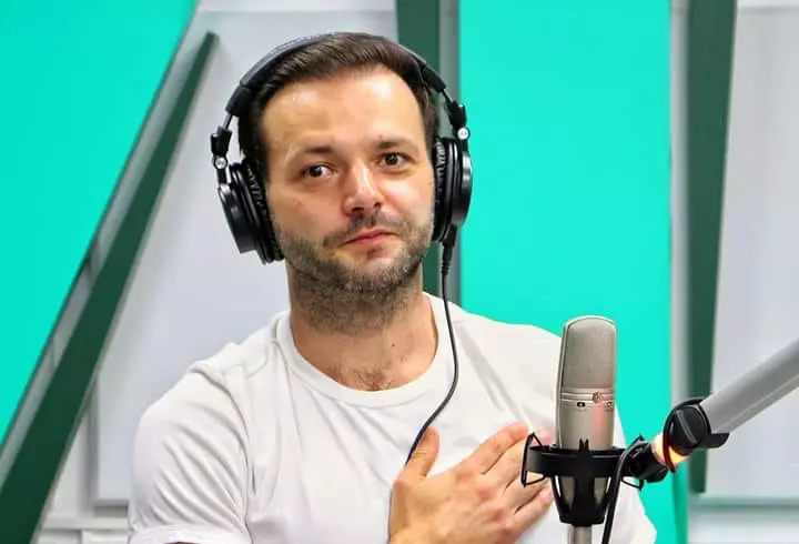 Horia Brenciu, fotografie rară alături de soție și cei patru copii: „Ai mei”