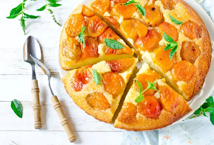 Rețetă de brioșe cu prune