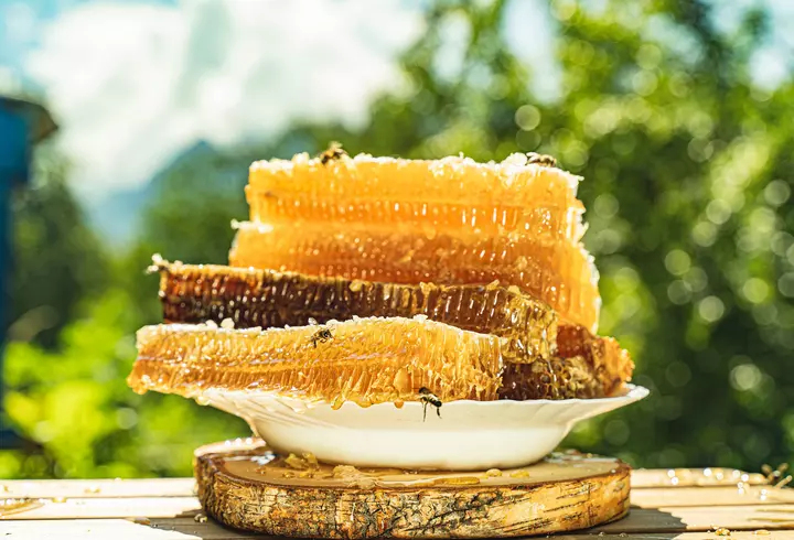 Expunerea la soare dăunează! Iată ce ingrediente pot ajuta pielea să se calmeze și să se refacă