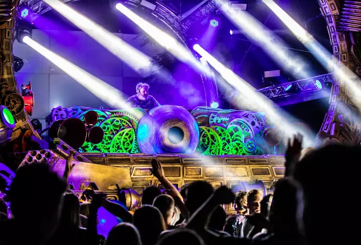 HONOR X8 – noul smartphone cu încărcare super rapidă! Ai nevoie de doar 10 minute și ești gata de distracție