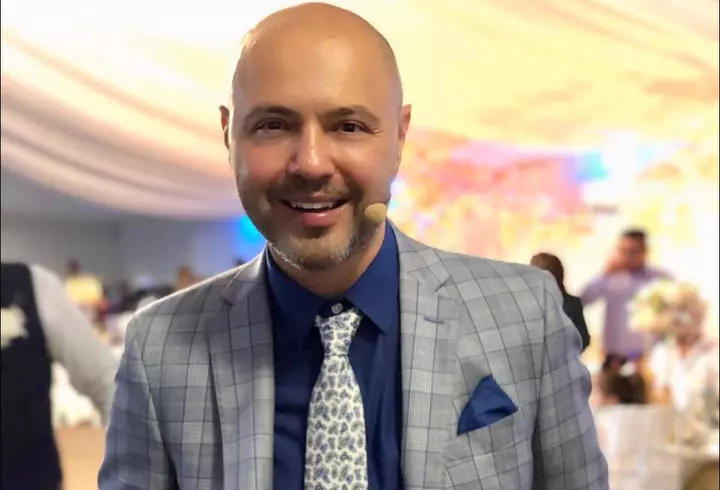 Ce vedete au datorii la Adina Buzatu. Stilista le-a dezvăluit numele: „Am vorbit și cu Alex Velea că are să-mi dea bani”