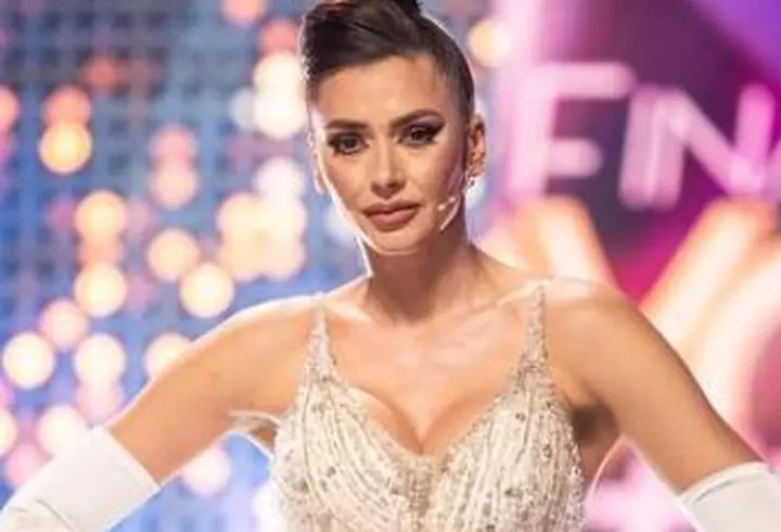 Care este numele real al lui Emily Burghelea."Dacă îți schimbi numele, îți schimbi și destinul"