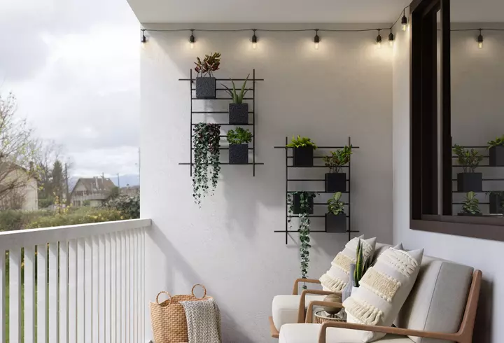 FOREO UFO ajută la refacerea pielii după expunerea îndelungată la soare