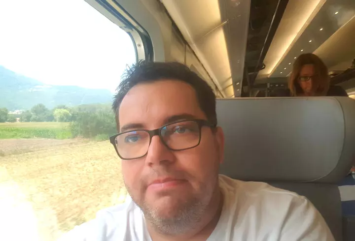 Florin Salam revine pe scenă. Cât costă un bilet la primul lui eveniment, după ce a stat internat, bolnav de COVID-19