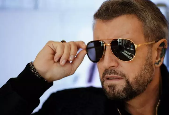 George Buhnici a avut un alt derapaj șocant, la adresa fetițelor de 13 ani, în trecut: „Nu e pedofilie”. Reacția lui Mircea Badea