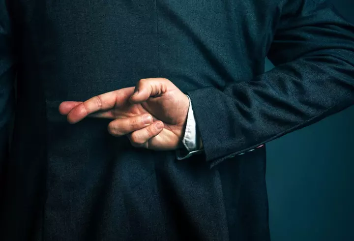 Cât costă casa natală a lui Arsenie Boca. Gigi Becali nu o mai cumpără