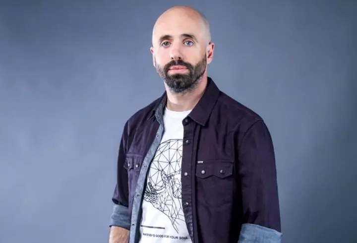 Andrei Ungureanu, Omul cu Tourette, și-a cerut iubita în căsătorie: „Îmi venea să plâng”. Imagini cu inelul de logodnă