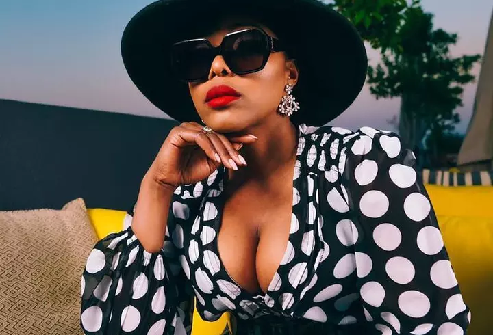 Adela Popescu a postat o imagine emoționantă cu tatăl ei. Doru Popescu și-a serbat ziua de naștere: „Te iubim”