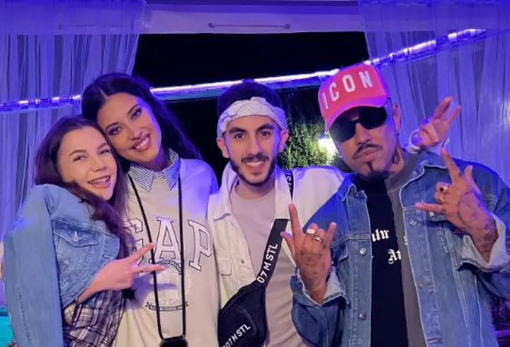 Shakira, prima apariție în public, după ce Pique și-a asumat noua relație. Cu cine a fost surprinsă: "Am fost să o consolez"