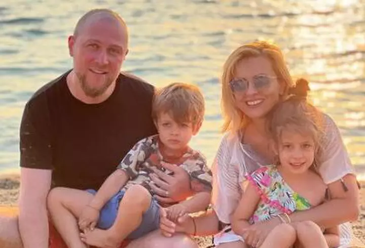 Bodo și-a retras băieții de la un club de fotbal: "Nevastă-mea a primit poze porno pe WhatsApp și..."