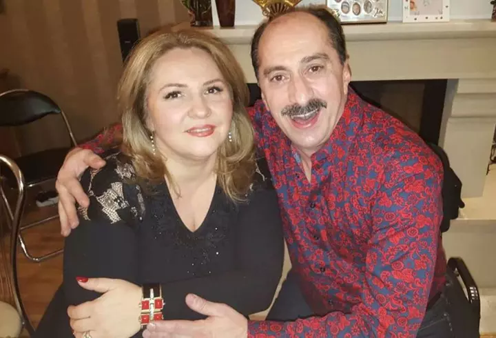 Câți bani câștigă actorul Victor Yila din cântat la nunți: „Iau cam încă un salariu lunar, ca profesor de franceză”