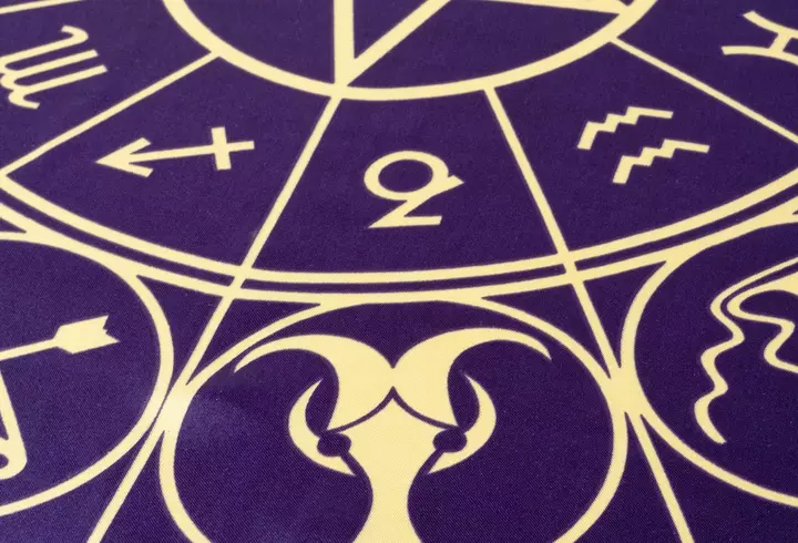 Cât costă casa natală a lui Arsenie Boca. Gigi Becali nu o mai cumpără