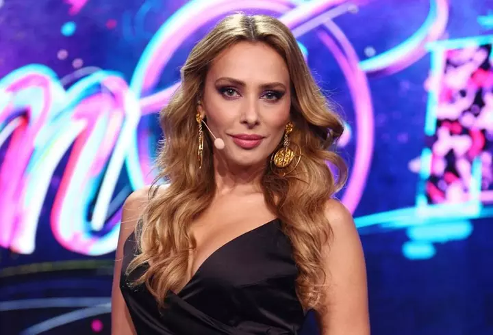 Câți bani câștigă actorul Victor Yila din cântat la nunți: „Iau cam încă un salariu lunar, ca profesor de franceză”