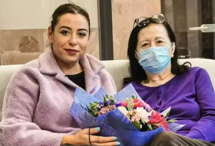 Andreea Bălan a făcut accident de mașină astăzi: "A trecut pe roșu băiatul!". Imagini de la fața locului