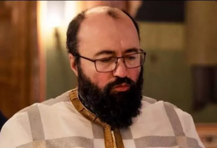 Cât costă casa natală a lui Arsenie Boca. Gigi Becali nu o mai cumpără