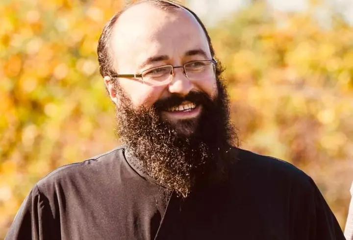 Preotul Eugen Tănăsescu, după ce a văzut stenogramele în cazul Visarion Alexa: "Părintele a preadesfrânat"