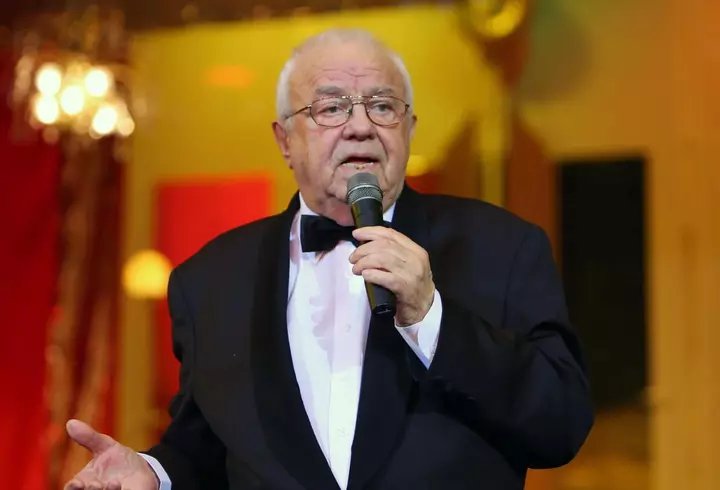 Cine este iubita lui Mario Mutu. Ce părere are Alexandra Dinu despre Mara: „S-au cunoscut. Mama a zis că e...”