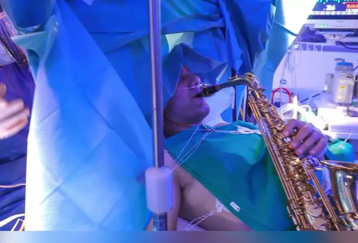 Fiul unui preot, în vârstă de 13 ani, s-a sinucis din dragoste. Ce mesaj de adio i-a lăsat iubitei