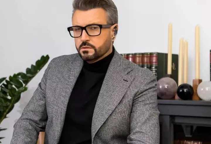 Cât costă hainele create de Bianca Drăgușanu: "Am început să cresc prețurile, asta e inflația în România"