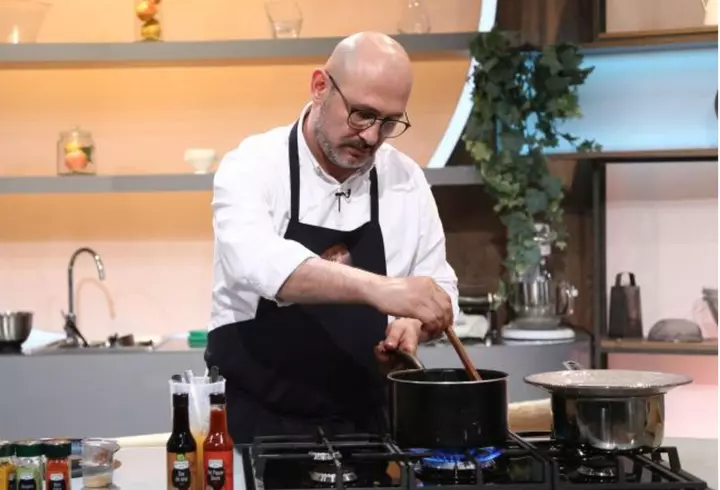 Mădălina Ghenea a dansat lasciv, doar în lenjerie intimă, pentru Sophia Loren. A postat totul pe Instagram: "Un simbol al senzualității"