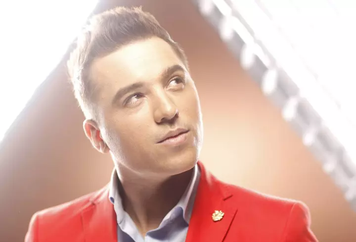 Cât costă hainele create de Bianca Drăgușanu: "Am început să cresc prețurile, asta e inflația în România"