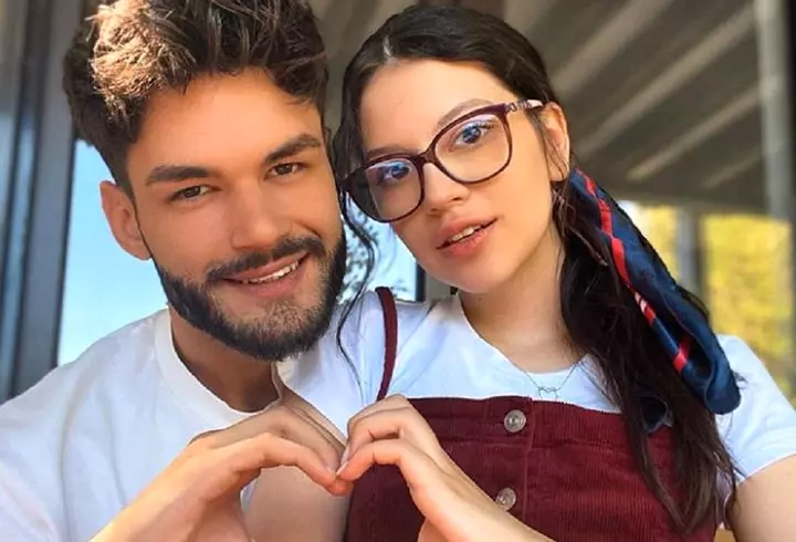 Maria, fiica adoptată de Victor Ponta și Daciana Sârbu, a împlinit 8 ani: "Familia ta este aici pentru tine"