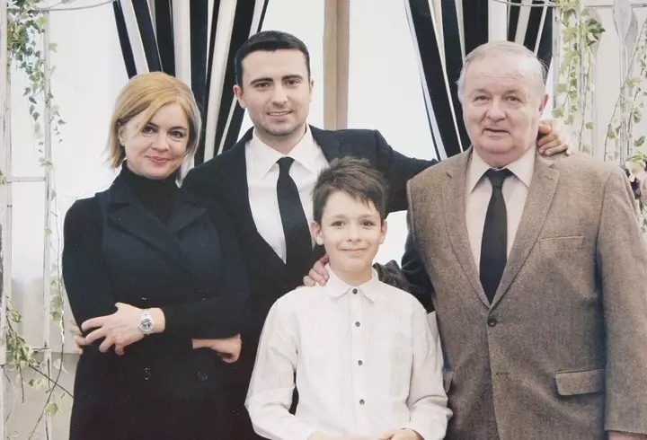 Cât costă hainele create de Bianca Drăgușanu: "Am început să cresc prețurile, asta e inflația în România"