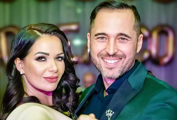 Cât costă hainele create de Bianca Drăgușanu: "Am început să cresc prețurile, asta e inflația în România"