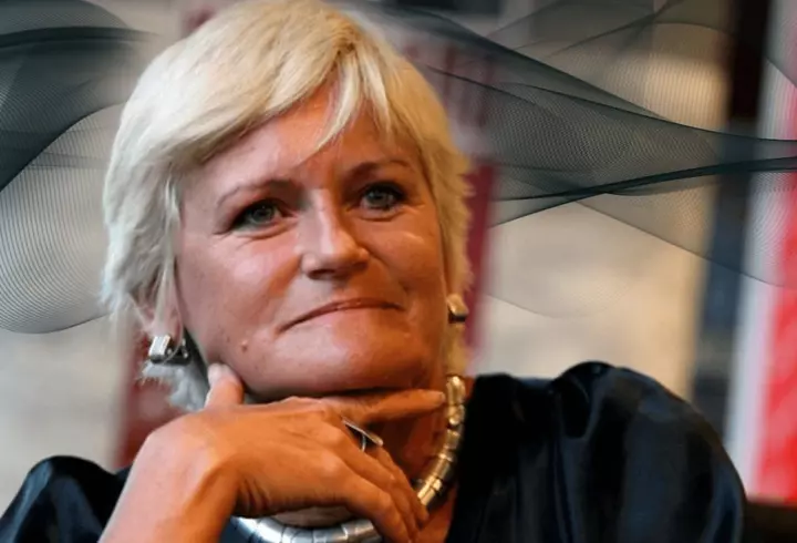 Mădălina Ghenea a dansat lasciv, doar în lenjerie intimă, pentru Sophia Loren. A postat totul pe Instagram: "Un simbol al senzualității"