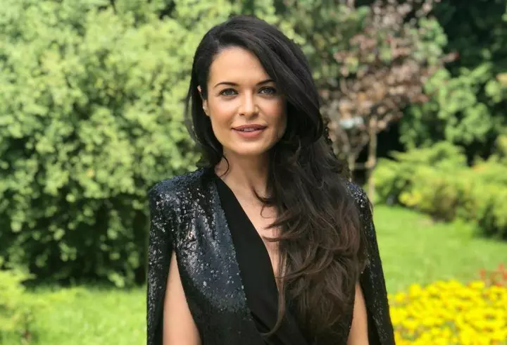 Mădălina Ghenea a dansat lasciv, doar în lenjerie intimă, pentru Sophia Loren. A postat totul pe Instagram: "Un simbol al senzualității"