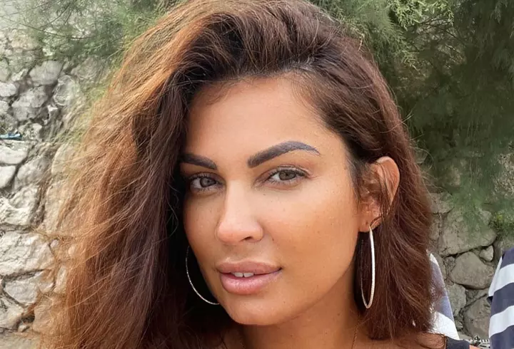 Daniela Crudu, noi imagini cu burtica de gravidă. Cum s-a filmat fosta asistentă TV