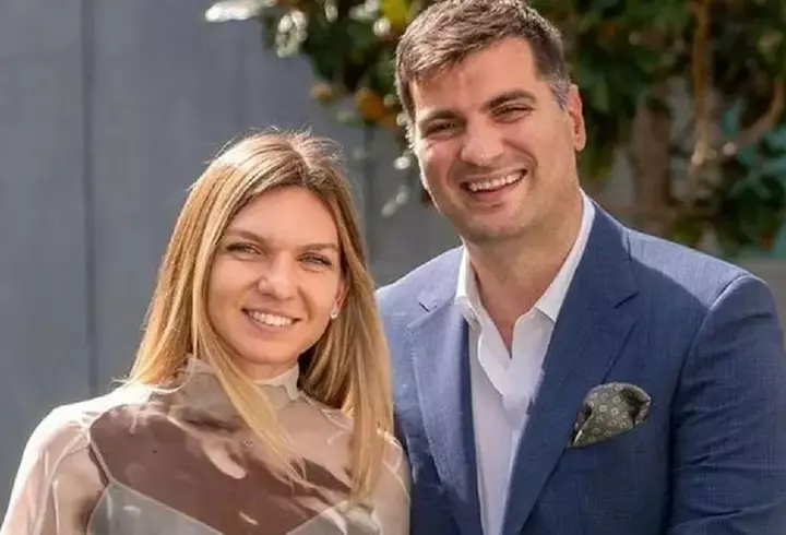 Flora Năstase, secretele unei ținute potrivite la operă: ”Nu te duci ca un pom de Crăciun! Poșeta trebuie să fie micuță, pantoful trebuie să fie...” / EXCLUSIV