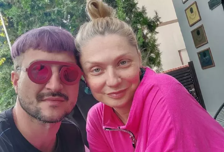 Florinel Coman și Ioana Timofeciuc și-au botezat fetița. Cine sunt nașii copilului