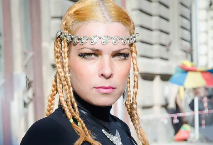 Cum arată Elena Băsescu după ce s-a spus că ar fi exagerat cu operațiile estetice