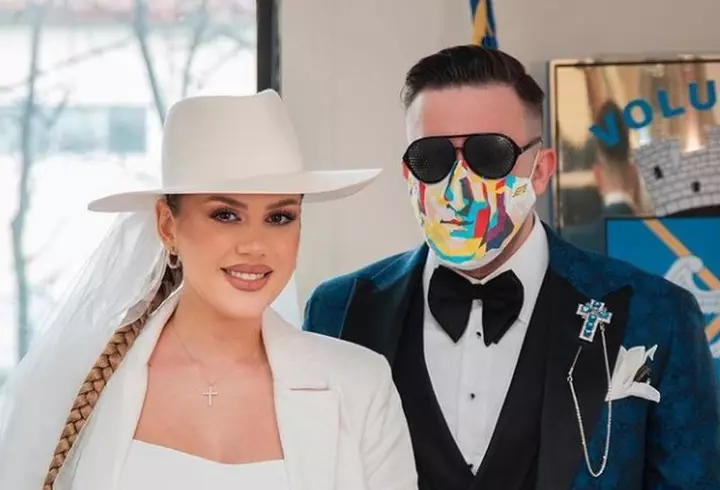 Ce făcea Corneliu Vadim Tudor în fiecare an, de 1 Decembrie: „Pentru  țara mea îmi dau viața!"